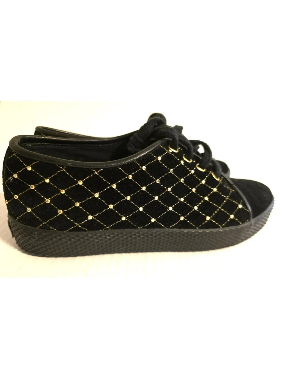 Stuart Weitzman Boyband Velvet Slip On Sneakers Quilted Gold Studs Size 6 New